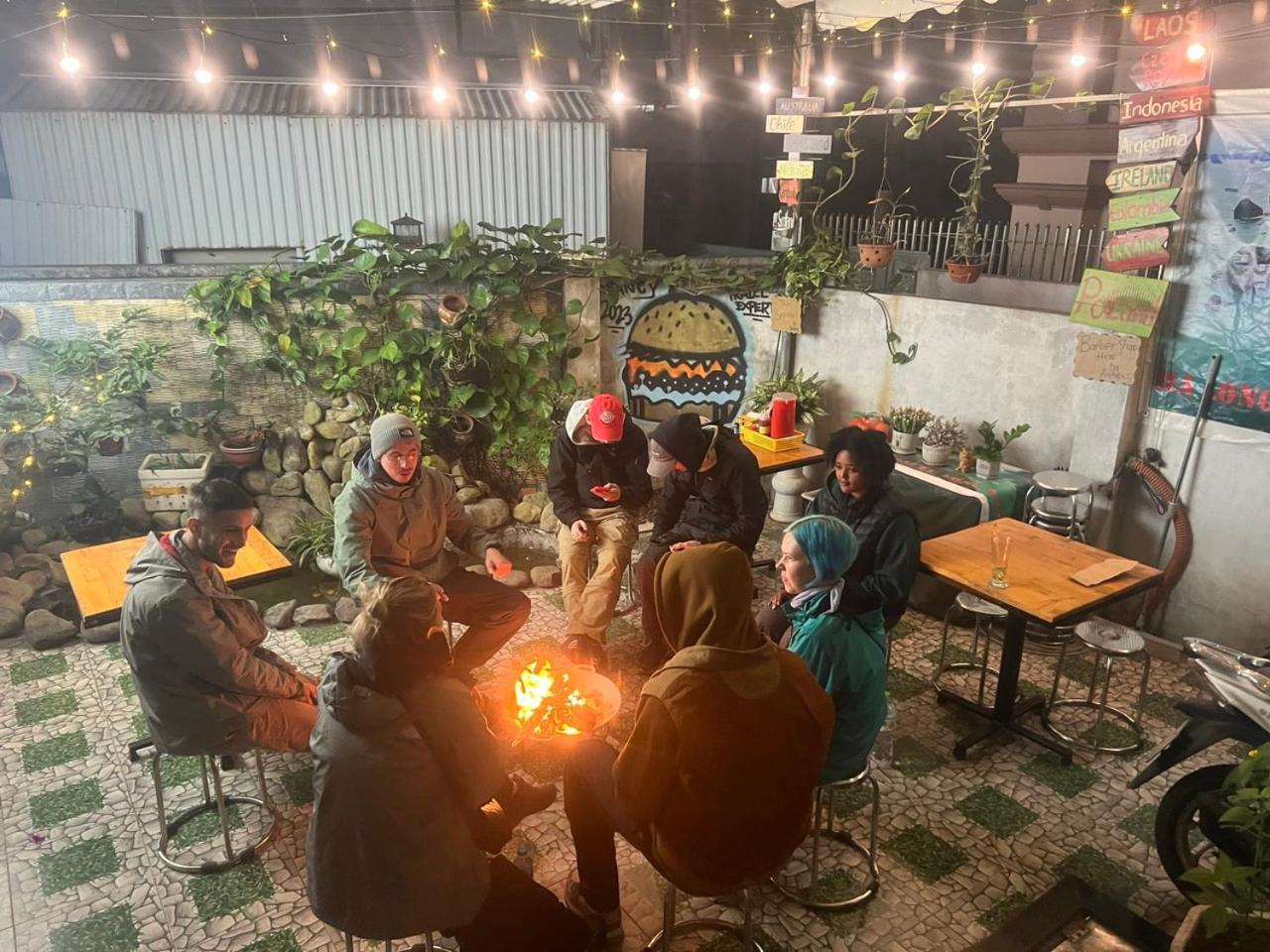 Ha Long Fancy Hostel With Vegetarian And Vegan Restaurant Bagian luar foto