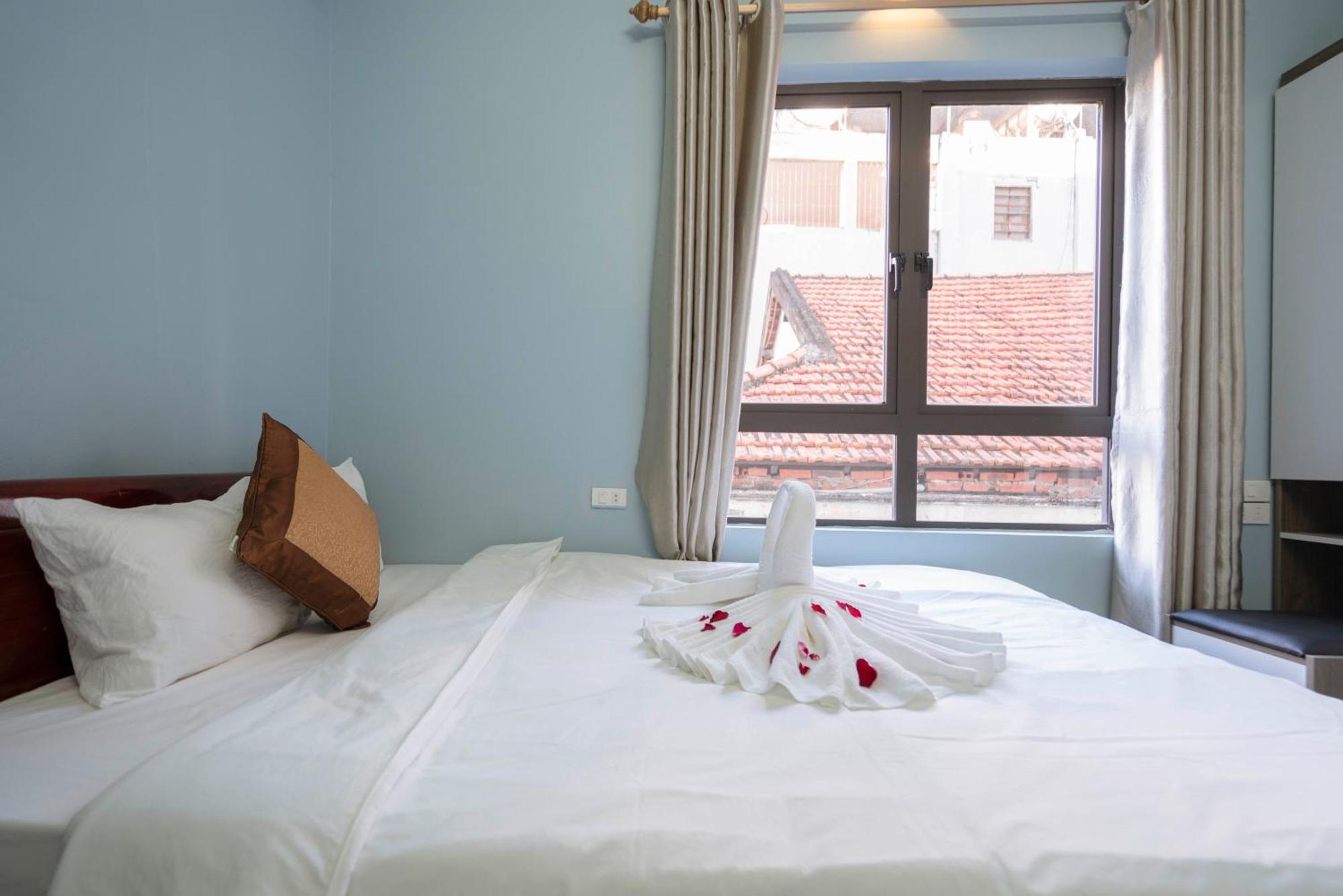 Ha Long Fancy Hostel With Vegetarian And Vegan Restaurant Bagian luar foto
