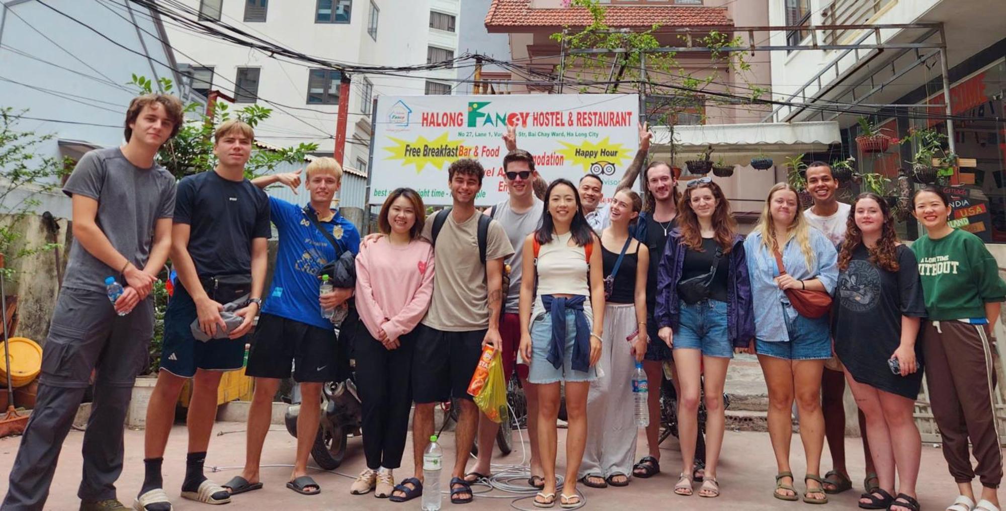 Ha Long Fancy Hostel With Vegetarian And Vegan Restaurant Bagian luar foto